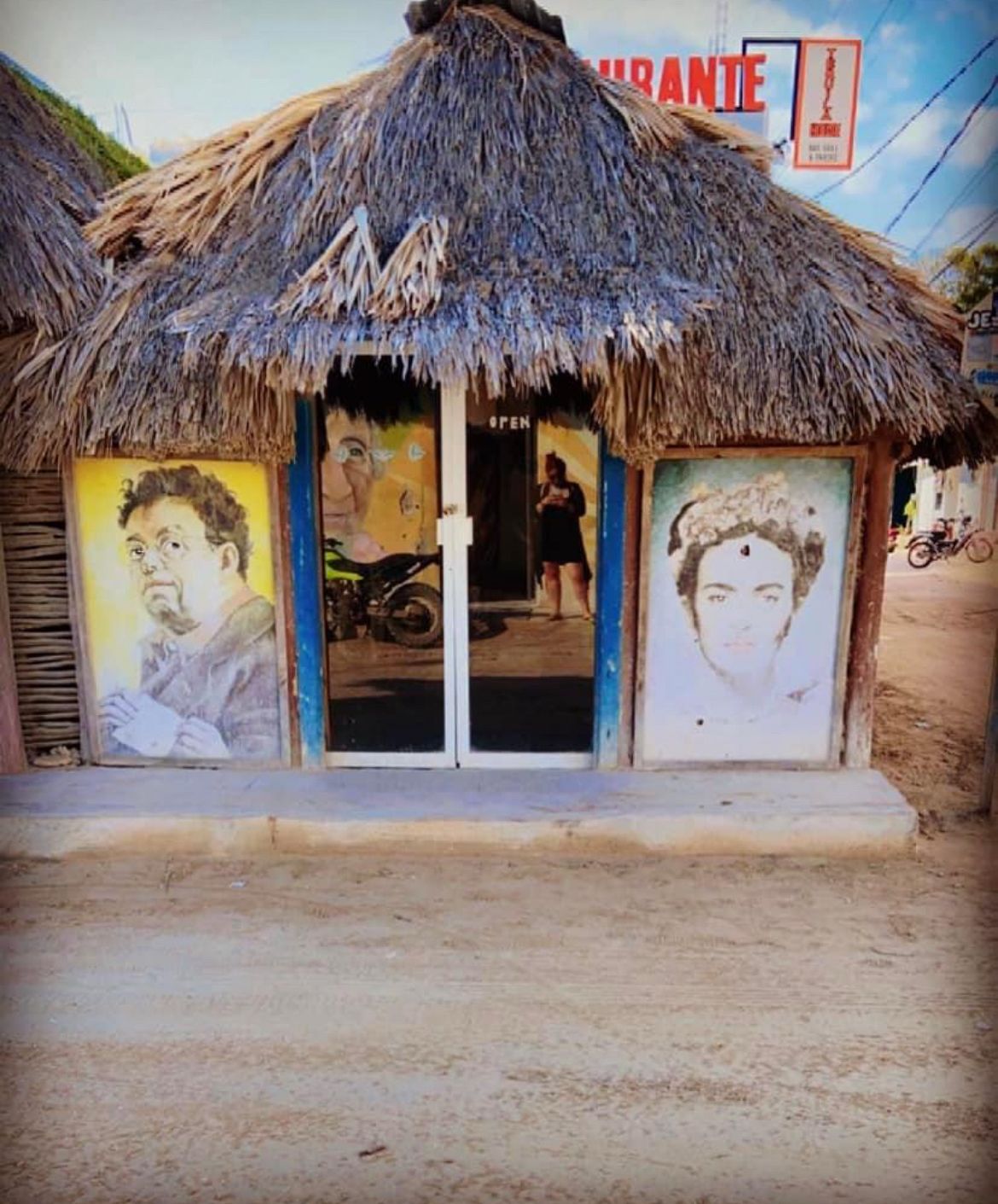 Equipo de Viajes en Oferta en oficina